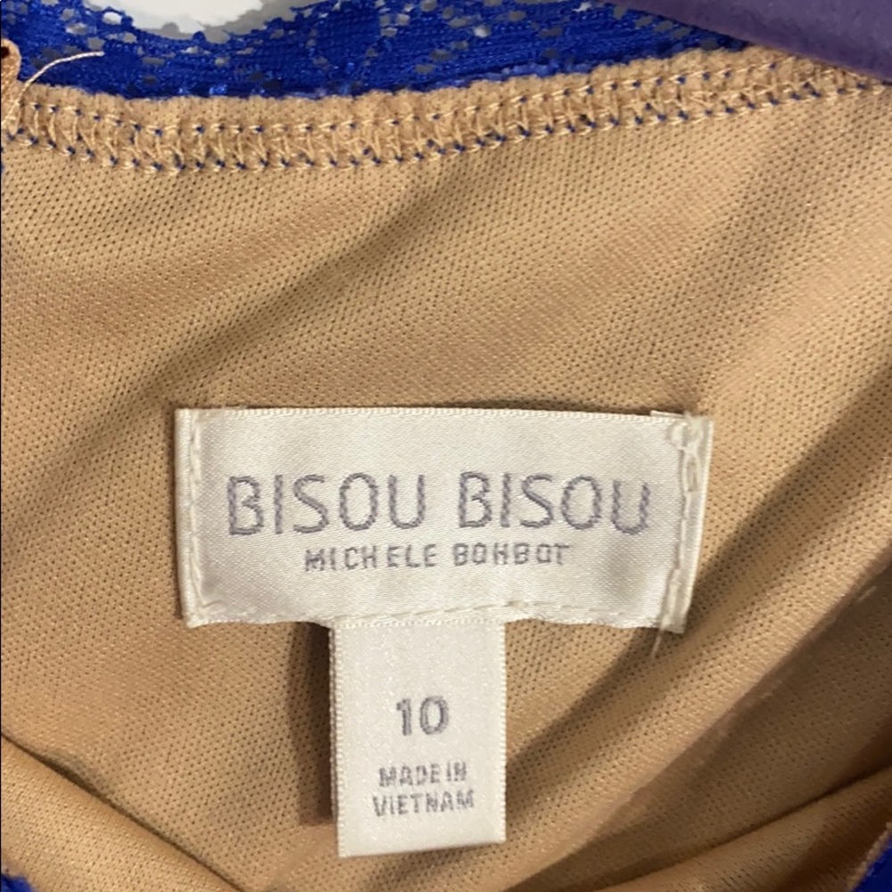 Dress - Picture 4 of 7